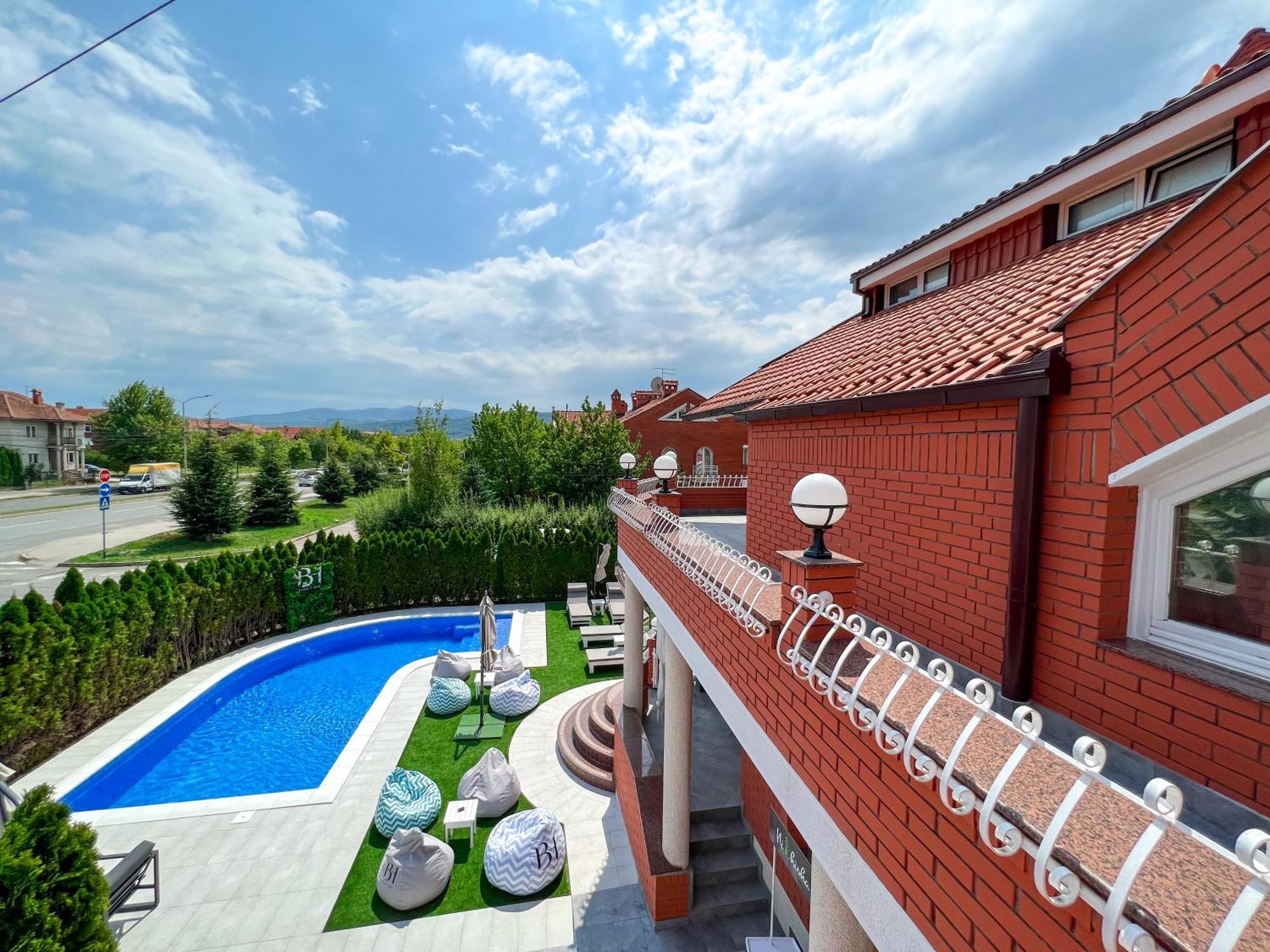 Lux Villa Mitimago Ni Exterior foto